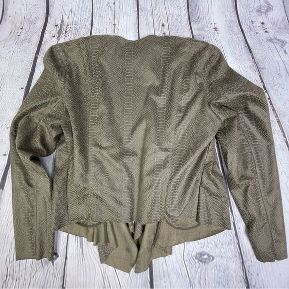 BLANK NYC olive green faux suede snake print open front drape jacket NWT, size L - Picture 8 of 12